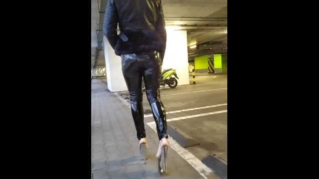 640px x 360px - Walking in Public Latex Leggings and High Heels